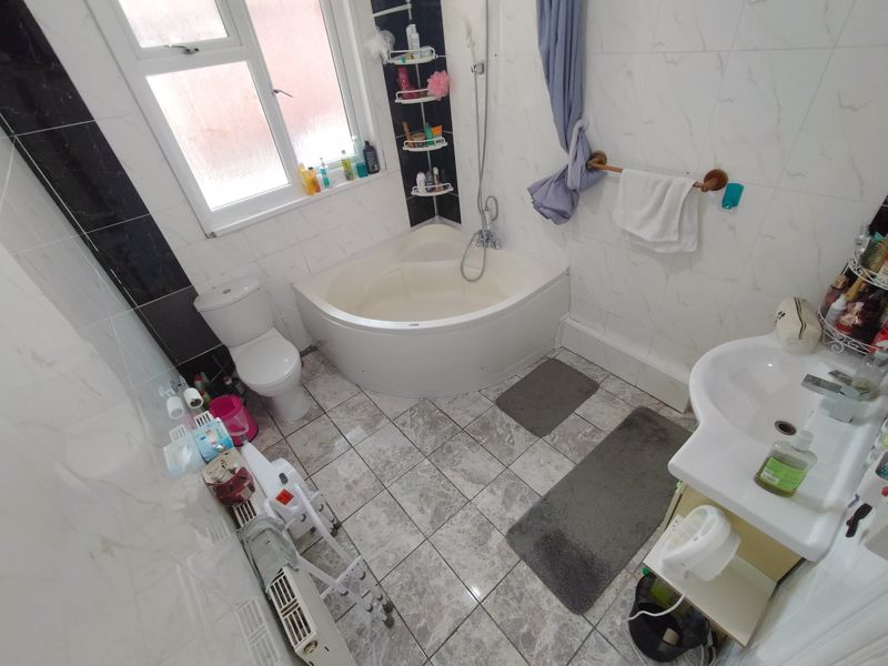 Photo 12- click for photo gallery